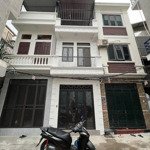 Chính chủ cho thuê nhà riêng 38m2 mới đẹp 2 mặt thoáng 3pn, 2wc, 1 bếp