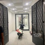 * cho thuê nnc âu dương lân, q8. (3.2x17m) 2lầu, 3pn mới đẹp, gần bệnh viện, chợ, 12tr