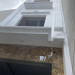 Bán gấp nhà giá siêu nét hơn 4 tỷ,35m2,5 tầng mới coong ngay ỷ la hà đông,nhà cách ngõ ô tô 50m