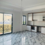 Bán nhà riêng 5 tầng dt40m2 mt4m oto 7 chỗ vào nhà ngõ 1150 đường láng - đống đa