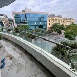Bán căn hộ siêu vip watermark, 151 m2, 3pn, 2wc, nội thất đẹp, view hồ, ban công rộng giá 17 tỷ
