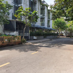 Bán lô đất 2 mặt tiền đường 56-57 cát lái khu đô thị cảng cát lái tp thủ đức 120m2 8.5 tỉ
