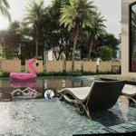 Bán căn biệt thự full nội thất cạnh sân golf brg ven biển đà nẵng - dòng tiền 70 triệu/tháng