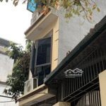 Bán gấp nhà cổ nhuế 40m, ngõ ba gác đua, 40m ra ô tô, lô góc thoáng, dân xây chắc chắn, nhỉnh 6 tỷ.