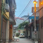 Chính xác_ô tô đỗ_kinh doanh_trần phú_gần 38m