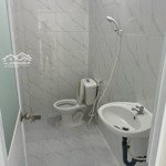 Giảm 1 tỷ, bán đất tặng nhà ngay mt nguyễn thị tư, diện tích 117m2 full thổ cư. giá 10.8 tỷ tl