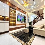 Bán nhà nguyễn khánh toàn cầu giấy dt40m*5tầng*mt3.8m nhỉnh 8 tỷ