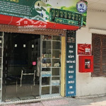 B.án nhà ngõ 82 yên lãng một bước ra phố, mặt tiền 14.3m, 3 tầng, 66m2 giá siêu hấp dẫn 23,66tỷ