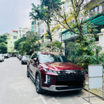 Bán nhà phố quan nhân 1 nhà ra phố, gara oto, kinh doanh, dt62m thang máy giá 16 tỷ