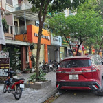 Bán gấp nhà mặt phố nguyễn khuyến , 83m x4,2m mặt tiền x4 tầng kinh doanh sầm uất ngày đêm 31tỷ