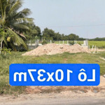Bán đất dt:370m2 full thổ cư ngay mặt tiền đường 15m. xã an ninh đông, huyện đức hoà, long an