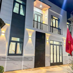 Bán gấp nhà 1 trệt 1 lầu sổ riêng thổ cư 100% gần trường mầm non đom đóm, hỗ trợ vay ngân hàng 70%