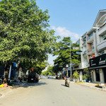 Bán nhà phố, biệt thự mặt tiền đường cao đức lân. lh kim anh 72 cao đức lân 0904357135