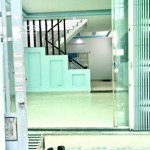 Nhà đường nguyễn tư giản, 5x12m, 2 tầng, gần chợ phạm văn bạch