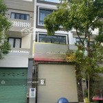 Bán nhà đường số kdc an phú hưng (4x15,5m) trệt + 3 lầu đẹp, giá tốt