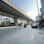 Bán nhà trường chinh - 40m2 x 6tầng thang máy - ngõ thông - ô tô tránh - vài bước ra phố - 14,x tỷ