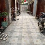 Bán nhà cổ linh,lb gần cầu vĩnh tuy,hàng xóm tttm aeon-ngõ phân lô to thoáng đẹp-sát ô tô tránh