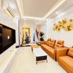 Phân lô yên lạc - ngõ thông ô tô - diện tích 45m x 5 tầng - thang máy. giá bán 14.68 tỷ