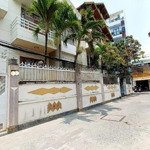 Bán gấp biệt thự 130m2, 13,9 tỷ tại lý phục man, bình thuận, quận 7, tp.hcm
