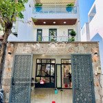 Nhà phố kdc greenriverside - đường 8m - có cây xanh - bảo vệ - 5m x 16m - đủ nội thất - giá 6,9 tỷ