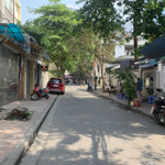 Cực phẩm ba đình - vị trí vàng - vỉa hè thênh thang - kinh doanh đỉnh cao - mặt tiền khủng