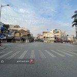 Cần bán nhà mặt đường cát dài ngay gần cầu đất mê linh, ngang gần 5m giá tốt