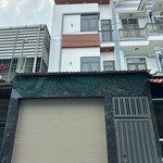 Cho thuê nhà mặt tiền sát chợ thuận tiện vừa ở vừa kd