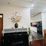 Cần bán căn hộ 2pn - 94m2 - vườn xuân tower - 71 nguyễn chí thanh - ba đình - lh 0886896533