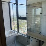 4,2 tỷ căn 65m2, chủ nhà cần tiền gấp, nội thất bàn giao cơ bản, khách chỉ cần xách vali về ở