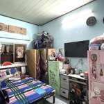 Nhà 2 mặt hẻm lớn, hẻm nhựa ô tô 2 chiều ra lũy bán bích chỉ 20m.