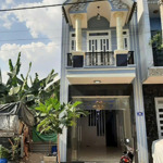 Nhà phố kdc lê phong tân bình gần ngã tư chiêu liêu tp. dĩ an