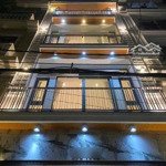 Tôi cần bán căn nhà trần đình xu - phường cầu kho - quận 1, đang cho thuê 31tr, giá 4tỷ260/78,6m2
