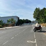 Lô góc, cách công viên có 1p. mặt tiền đường nhựa kế tđc công viên bà rịa dt 222m,