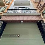 Bán nhà đường láng, đống đa mặt ngõ thông kinh doanh oto đỗ cửa dt 55m2 x 5t x mt 4m