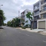 Cần nhượng lại nền nhà phố kdc đức khải 5x18 đẹp view công viên sông lớn- 8 tỷ rẻ hơn thị trường