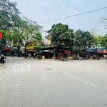 Hiếm nhất cầu giấy toà văn phòng 134mx9t, 12mt . ô tô -có hầm -lô góc - pcc- dòng tiền tốt