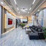 Nhà cho thuê 12tr/th gần chợ phú nhuận phường 1 đường cô giang, giá 1ty890 | 45m2 |, tặng nội thất