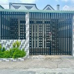 Bán nhà mỹ hạnh nam, đường bê tông 2pn giá 1 tỷ 5, đường thông không mồ mã
