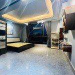 Chủ cần bán gấp - nhà đẹp phố văn cao - 10m ra mặt phố - vừa ở vừa cho thuê