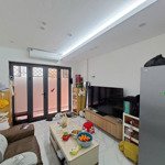 Bán nhà tây sơn - ô chợ dừa - đống đa 23m2 x 5t, gần phố.