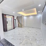 Nhà lô góc 2 mặt tiền- thái hà - ô tôđỗ cửa - full nội thất cao cấp- 6 tầng