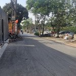 Bán nhà phú diễn 40m x 3 tầng vị trí đắc địa ô tô đỗ cửa vỉa hè rộng