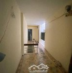 Bán nhà riêng tại đê la thành, 25 tỷ, 84m2, 4pn, 4wc, đống đa, hà nội
