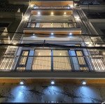 Bán gấp nhà đi định cư nguyễn văn chiêm - p bến nghé - q1 4tỷ58/67,5m2 thuê 29tr gần diamond plaza