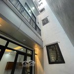 Bán nhà mới 5 tầng - hoàng mai - 35m2 - giá chỉ 6.8 tỷ - ngõ nông, cách 1 nhà ra phố.