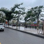 Bán nhà 5 tầng mặt đường nguyễn đức cảnh vị trí siêu đẹp vỉa hè rộng