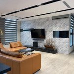 Cần bán căn hộ chung cư 57 láng hạ 192m2, 3 phòng ngủ, full đồ tầng cao giá 13.5tỷ lh: 0814.332.325
