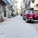 Nhà phân lô vỉa hè oto ngủ trong nhà. khu tt công an đa sỹ 36m2 nhà cấp 4, sổ vuông. giá 8,65 tỷ