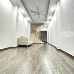 Cần bán nhà mặt ngõ rộng ô tô đỗ cửa 35m x 4 tầng phố trương định. tiện kinh doanh hoặc để ở.