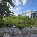 Thiếu vốn cần bán đất 120m2 đ.hùng vương, gần ubnd huyện tân thạnh,long an,giá 500tr. sang tên ngay